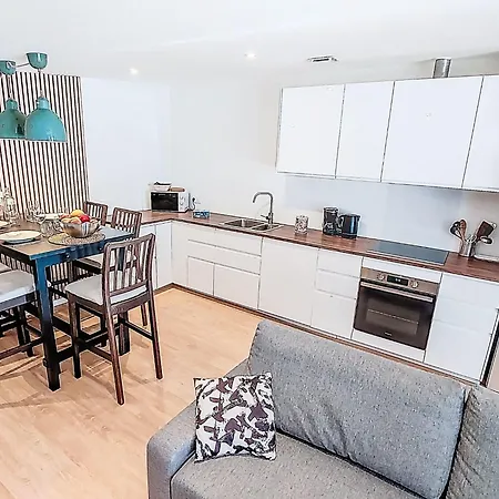 Les Cariatides 3 By Interhome
